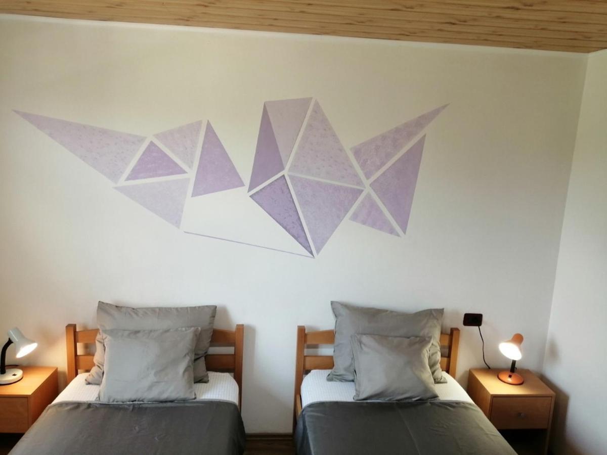 App Isabel Apartment Zminj Bagian luar foto